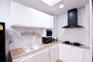 ตัวอย่างห้องครัวแบบเปิด ข้อดีและข้อเสีย