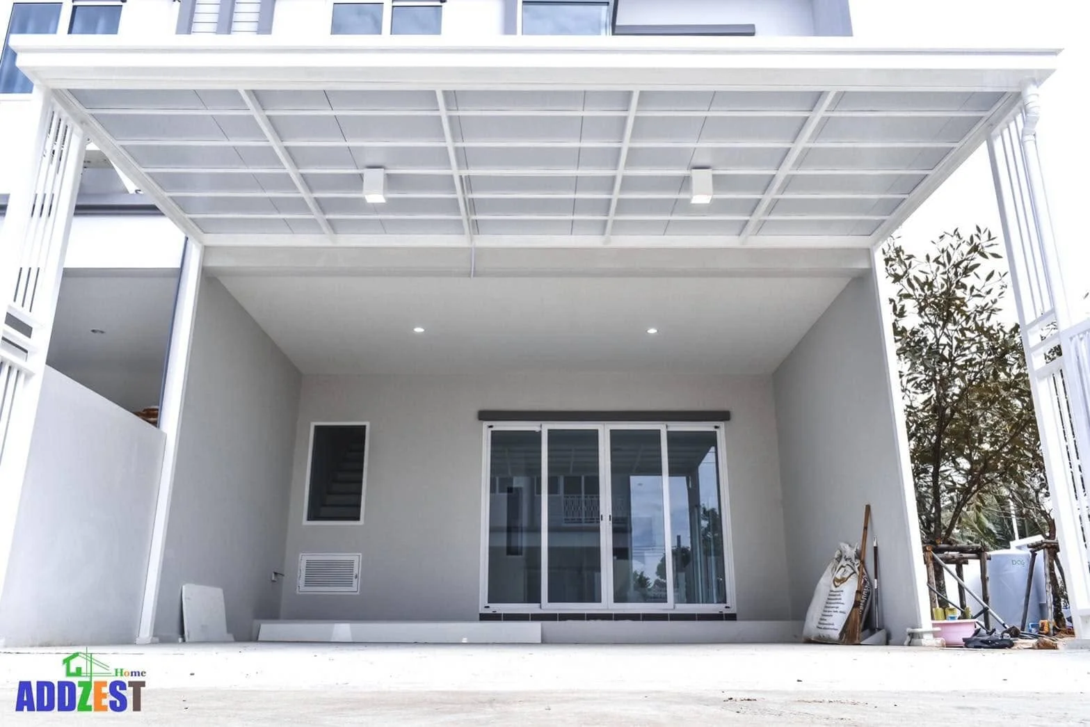 ผลงานต่อเติมบ้านของคุณ Angkana Tongjaroenpanit โดย AddzestHome