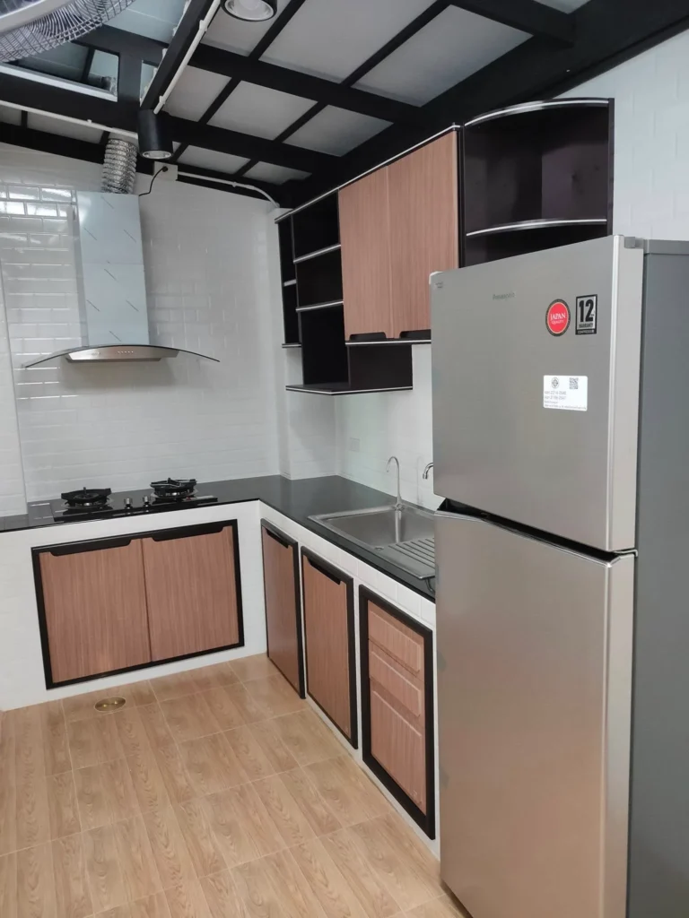 ผลงานต่อเติมบ้านของคุณ Panupong Umarat โดย AddzestHome
